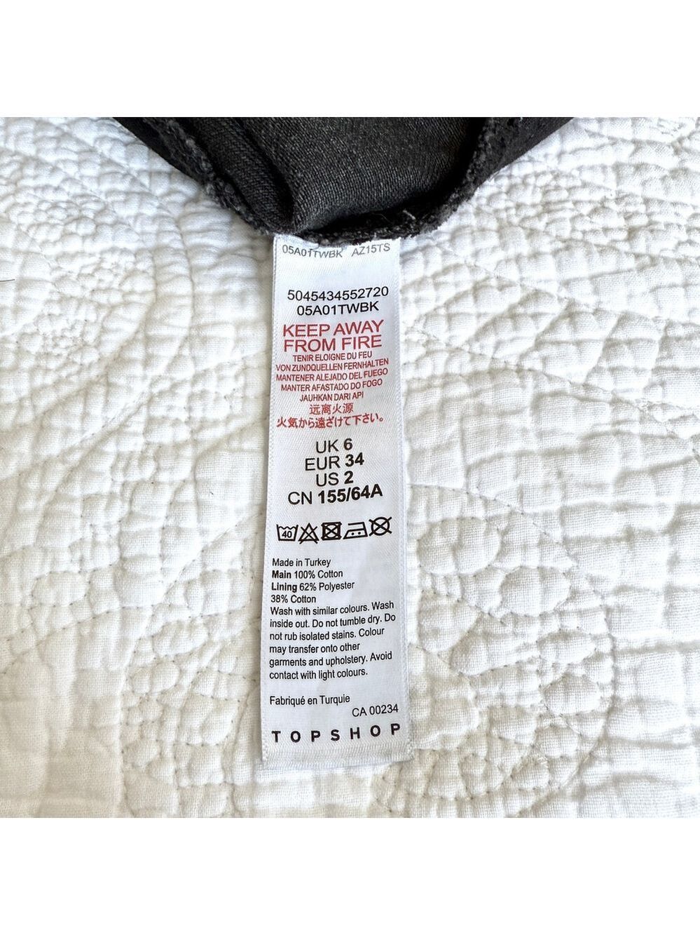 Topshop High Waisted Paperbag Black Denim Shorts Womens US 2 Cotton - Picture 6 of 10